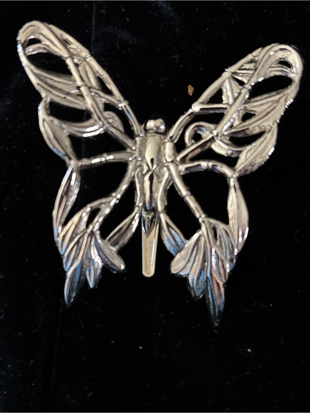 Silver Butterfly Brooch Scarf Clips Elegant Women’s Jewelry